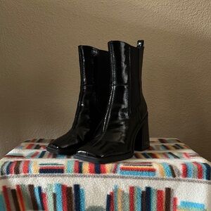 Sam Edelman Circus NY Lauren Block Heel Chelsea Boot